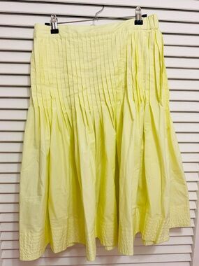 Pale Yellow pleated skirt